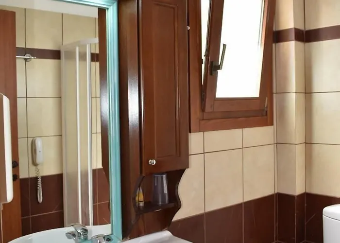 Отель Melidron 3*